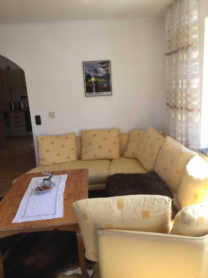Cosy Apartment Bad Ischl In Quiet Residential Area - Newly Renovated Exterior photo